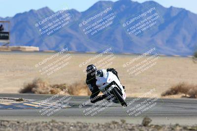 media/Jan-08-2022-SoCal Trackdays (Sat) [[1ec2777125]]/Turn 4 (1145am)/